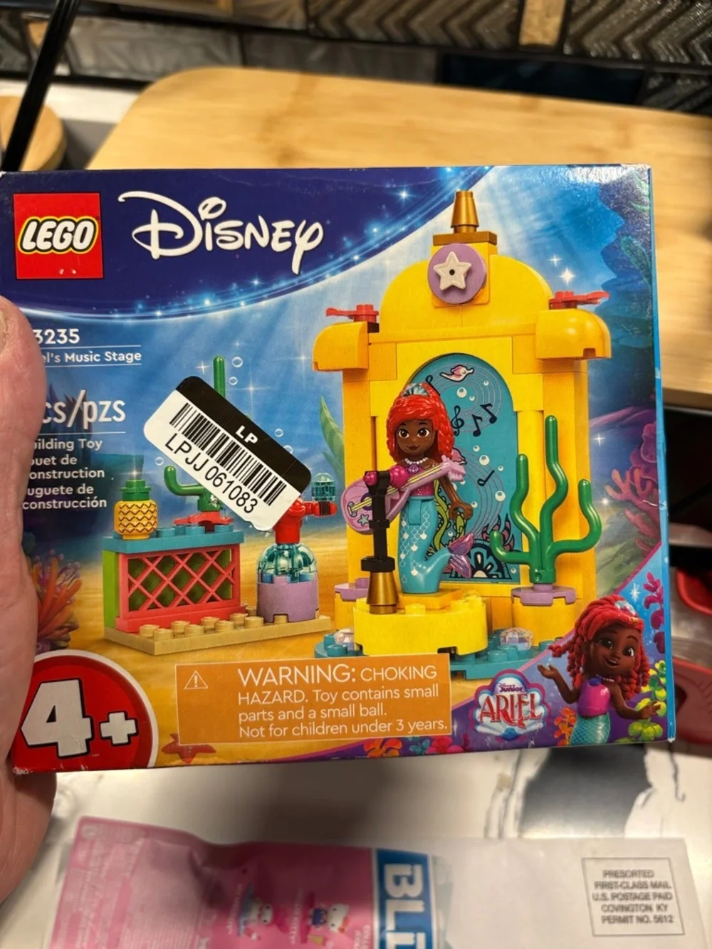 Lego Disney Ariel Music Stage Playset - Blue, Yellow, Pink